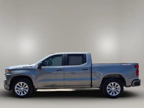 Used 2021 Chevrolet Silverado 1500 Custom w/ LPO, Dark Essentials Package AWD/4WD image 8