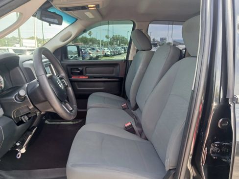 Used 2016 RAM 1500 Express w/ Black Ram 1500 Express Group AWD/4WD image 9