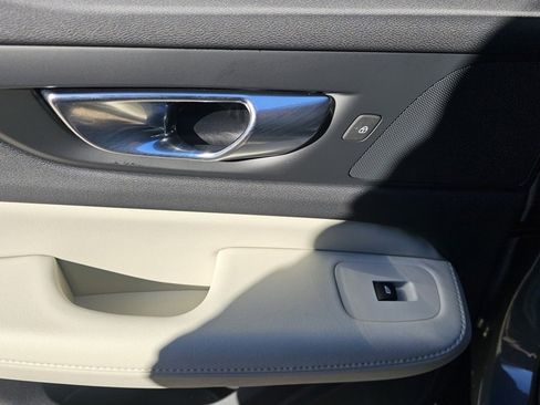 Certified 2024 Volvo V60 B5 Cross Country Ultimate image 15