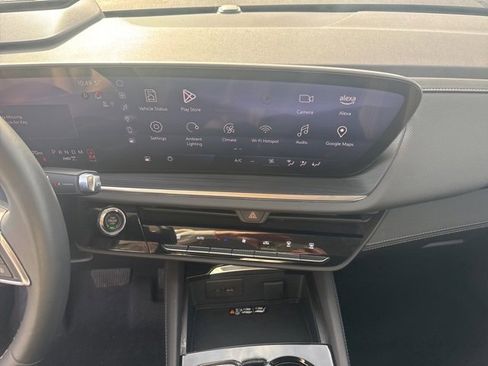 Used 2025 Buick Envision Preferred image 10