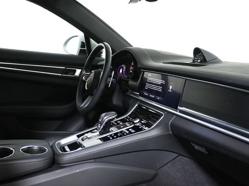 Used 2023 Porsche Panamera 4S AWD/4WD image 9