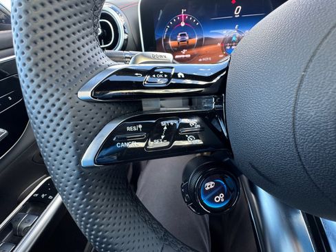 Certified 2026 Mercedes-Benz GLC 43 AMG 4MATIC image 32