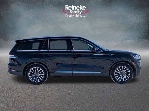 Used 2024 Lincoln Aviator Reserve image 4