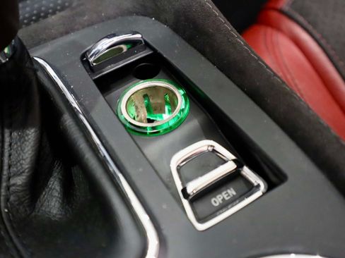 Used 2016 Maserati GranTurismo Sport RWD image 33