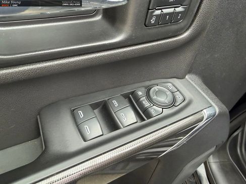 Used 2022 GMC Sierra 2500 AT4 w/ Gooseneck/5TH Wheel Package AWD/4WD image 18