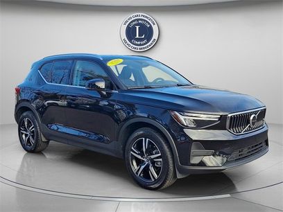 Certified 2025 Volvo XC40 B5 Core