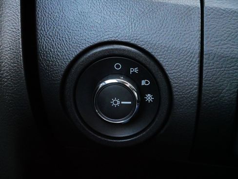 Used 2011 Ford Taurus SEL w/ 201A Rapid Spec Order Code image 27