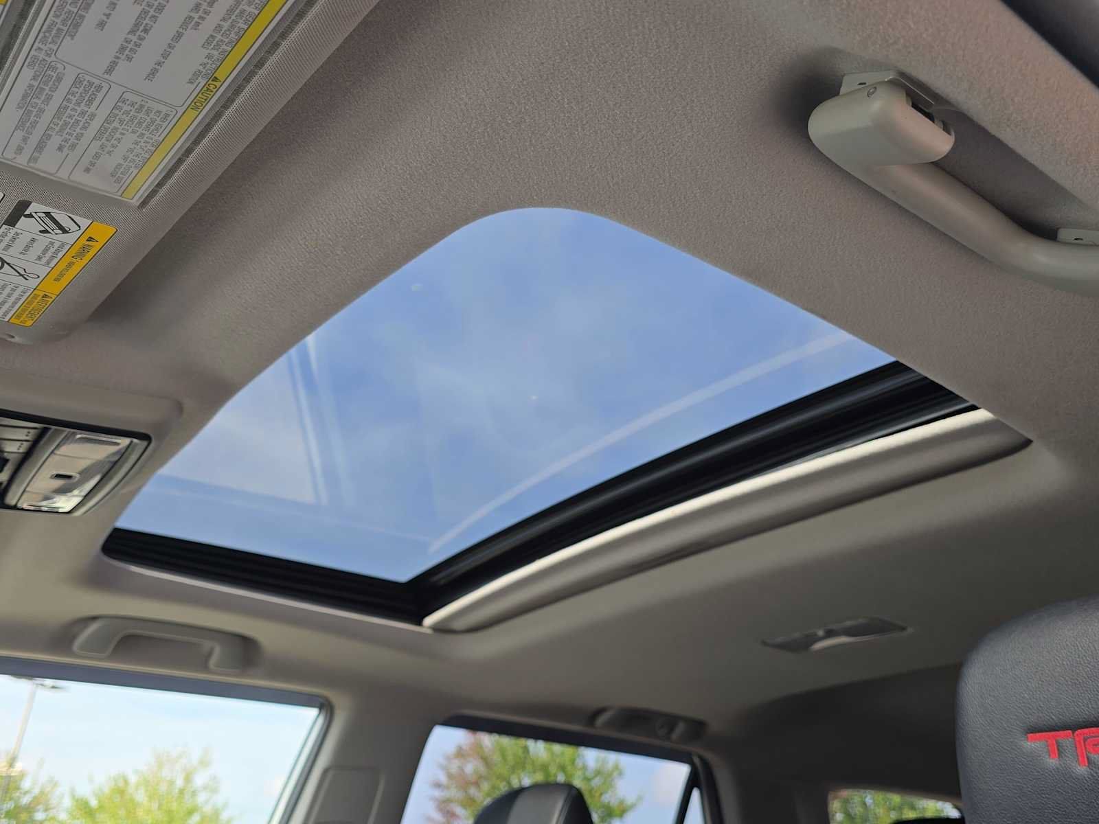 Certified 2021 Toyota 4Runner TRD Off-Road Premium w/ Moonroof Package AWD/4WD image 22