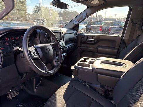 Used 2019 Chevrolet Silverado 1500 Custom Trail Boss w/ Custom Convenience Package image 16