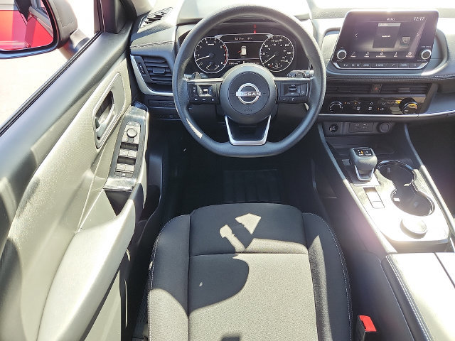 Used 2024 Nissan Rogue S AWD/4WD image 12