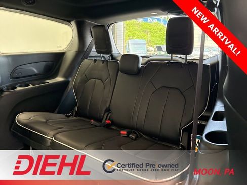 Used 2026 Chrysler Pacifica Limited w/ S Appearance Package image 20