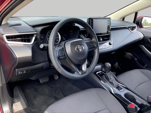 Used 2022 Toyota Corolla LE FWD image 17
