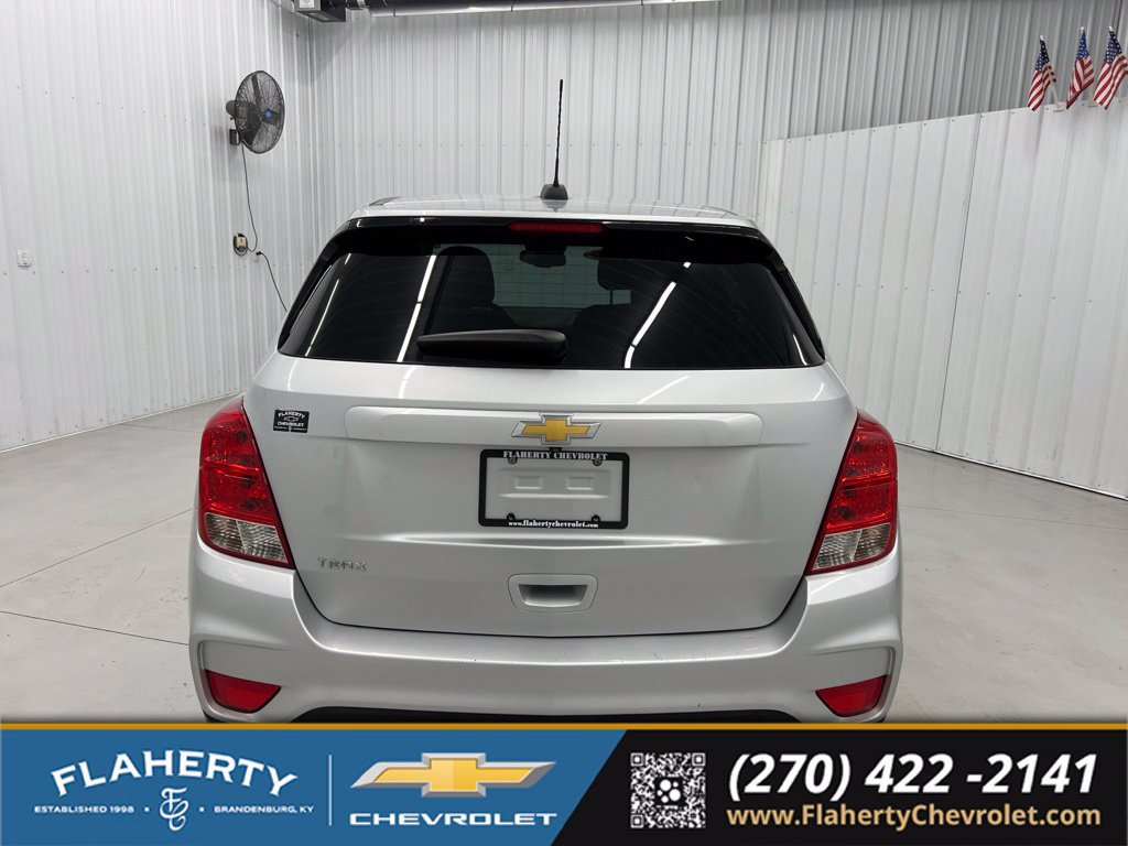 Used 2020 Chevrolet Trax LS w/ Tint and Cruise Package FWD image 4