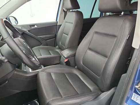 Used 2017 Volkswagen Tiguan Wolfsburg Edition image 14