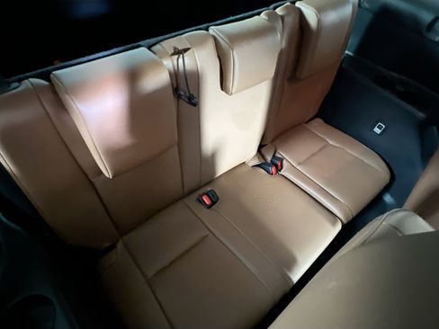 Used 2019 Toyota Highlander Limited image 26