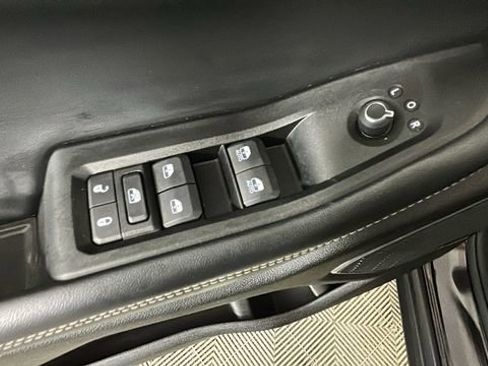 Used 2024 Jeep Grand Cherokee Limited 4xe AWD/4WD image 11