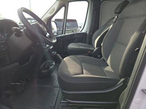 Used 2025 RAM ProMaster 1500 w/ Convenience Group image 10