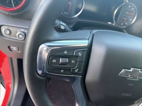 Used 2025 Chevrolet Blazer RS w/ Driver Confidence II Package FWD image 17