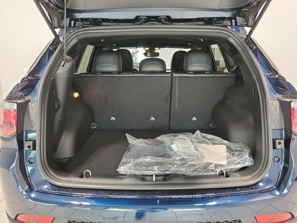 New 2026 Jeep Compass Trailhawk AWD/4WD image 10