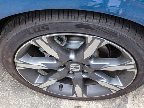 Used 2025 Honda Civic Sport Touring image 9