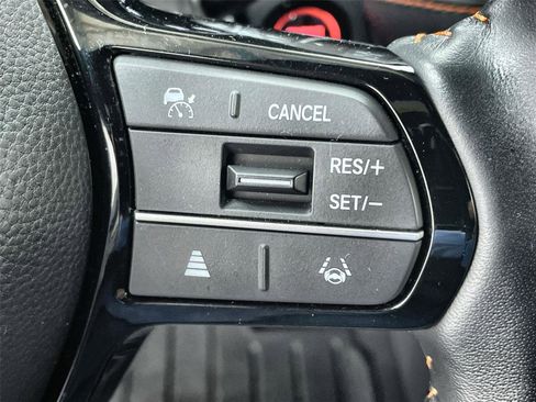 Certified 2025 Honda HR-V Sport image 16