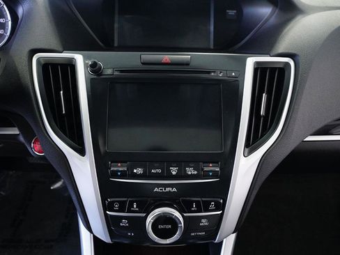 Used 2017 Acura TLX FWD V6 w/Technology Pkg image 17