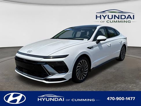 Used 2026 Hyundai Sonata Limited FWD image 3