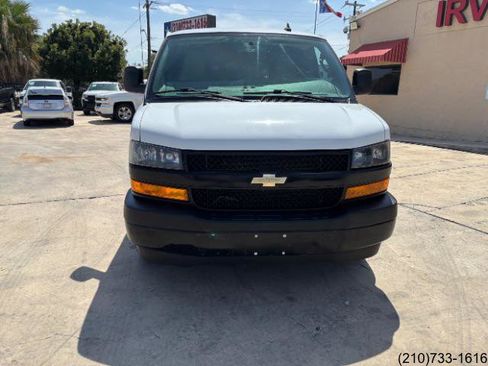 Used 2021 Chevrolet Express 2500 Extended w/ Enhanced Convenience Package RWD image 2