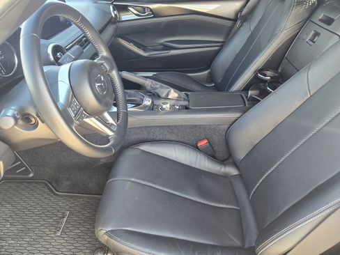 Used 2024 MAZDA MX-5 Miata Grand Touring w/ Weather Package image 16