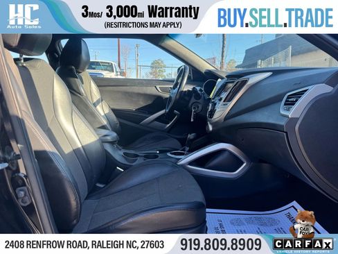 Used 2016 Hyundai Veloster Coupe 3D w/ Option Group 02 image 15