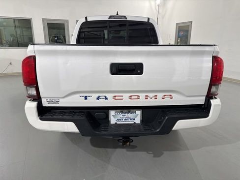 Used 2019 Toyota Tacoma SR w/ SR Convenience Package RWD image 8