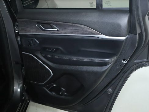 Used 2024 Jeep Grand Cherokee Limited 4xe AWD/4WD image 31