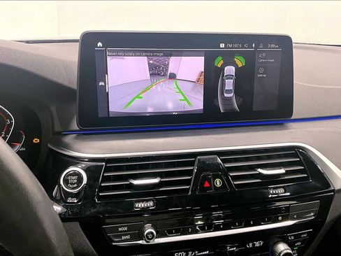 Used 2023 BMW 530i xDrive AWD/4WD image 22
