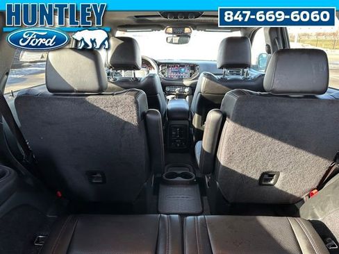 Used 2022 Dodge Durango R/T AWD/4WD image 14