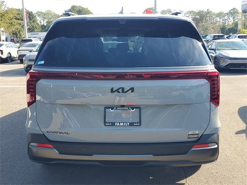 New 2026 Kia Carnival SX Prestige image 5