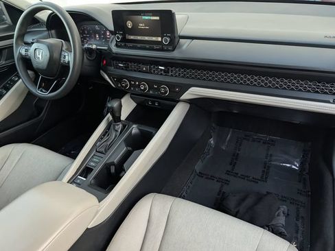Used 2025 Honda Accord SE image 33