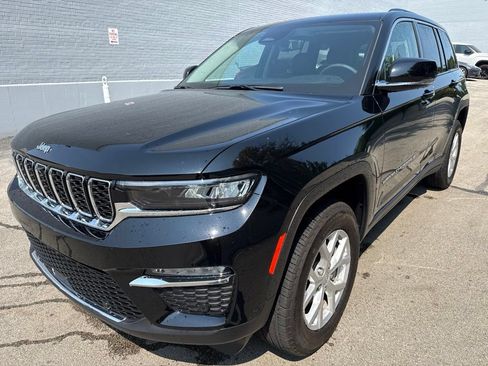 Used 2023 Jeep Grand Cherokee Limited w/ Luxury Tech Group II AWD/4WD image 1