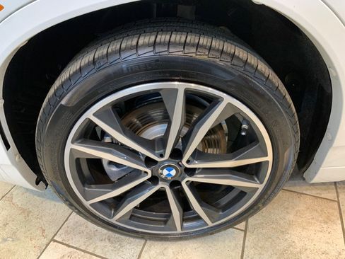 Used 2023 BMW X2 xDrive28i w/ M Sport Package AWD/4WD image 13
