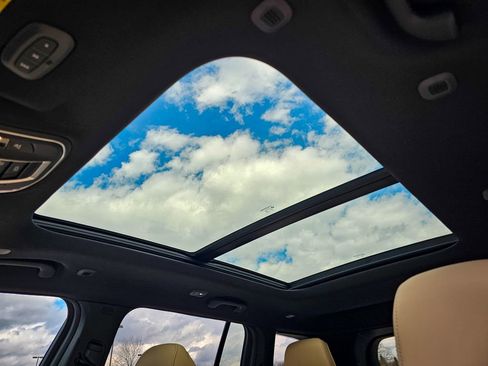 New 2026 Jeep Grand Cherokee Limited AWD/4WD image 16