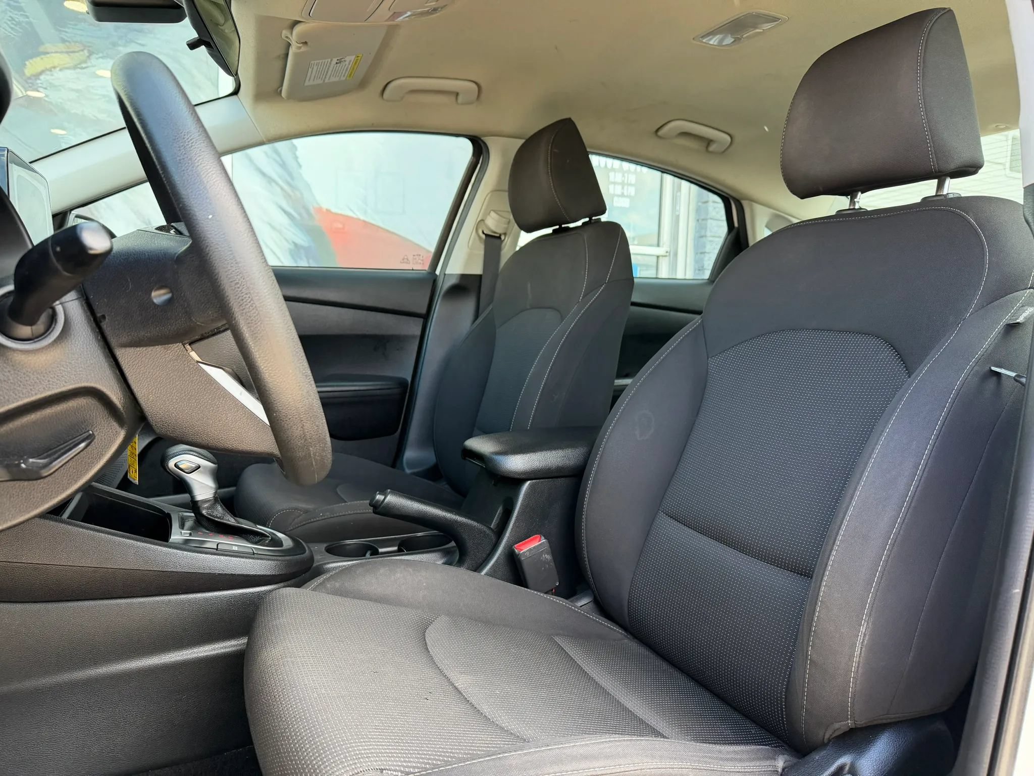 Used 2020 Kia Forte LXS FWD image 10