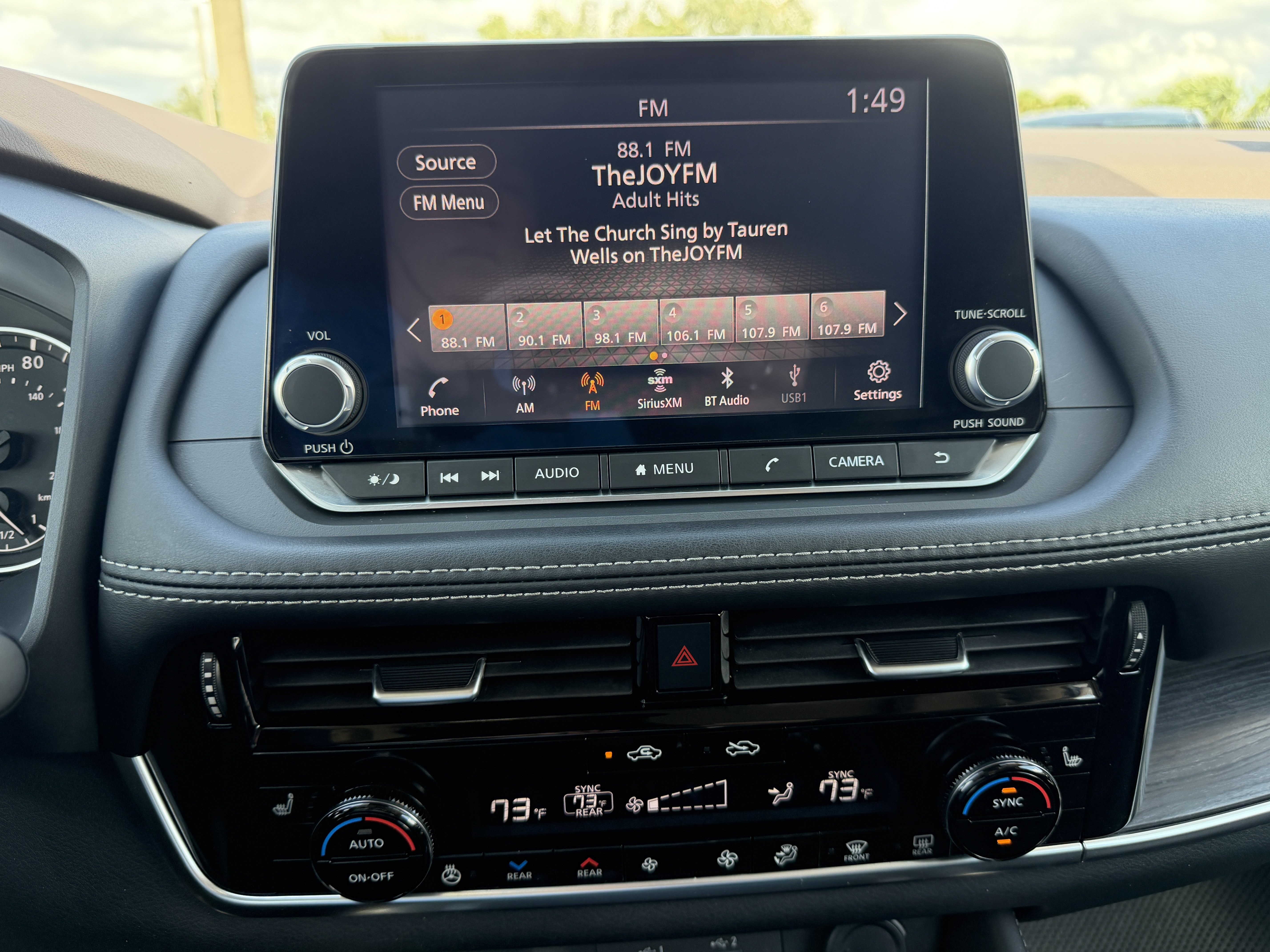 Used 2021 Nissan Rogue SL FWD image 22