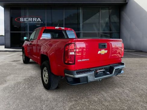 Used 2016 Chevrolet Colorado W/T image 2