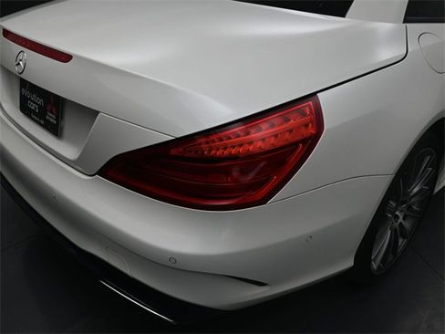 Used 2019 Mercedes-Benz SL 450 w/ Premium Package image 27