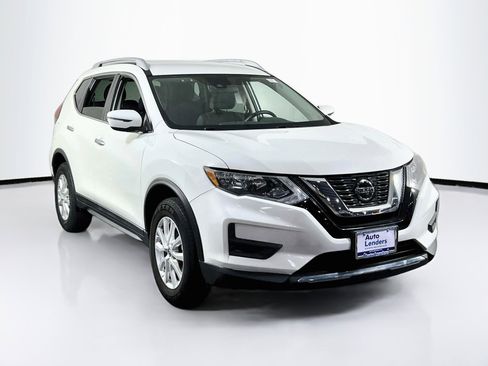 Used 2019 Nissan Rogue SV AWD/4WD image 3
