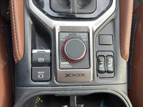 Used 2020 Subaru Forester Touring w/ Popular Package #2 image 8