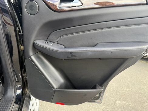 Used 2014 Mercedes-Benz ML 350 4MATIC image 21