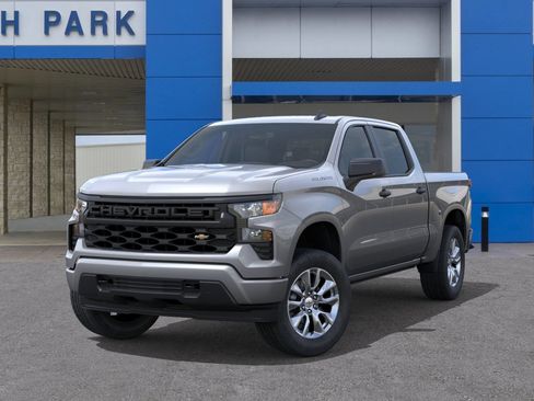 New 2026 Chevrolet Silverado 1500 Custom RWD image 6