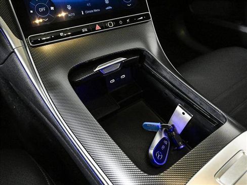 Certified 2025 Mercedes-Benz C 300 4MATIC Sedan image 13