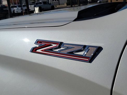 Used 2022 Chevrolet Silverado 1500 LTZ image 27