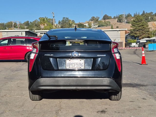 Used 2016 Toyota Prius Two FWD image 6
